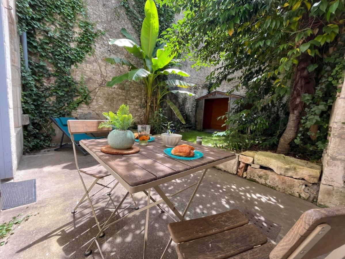 L'Escale Niortaise - Centre-Ville - 10Mn Gare - Wifi - Netflix المظهر الخارجي الصورة