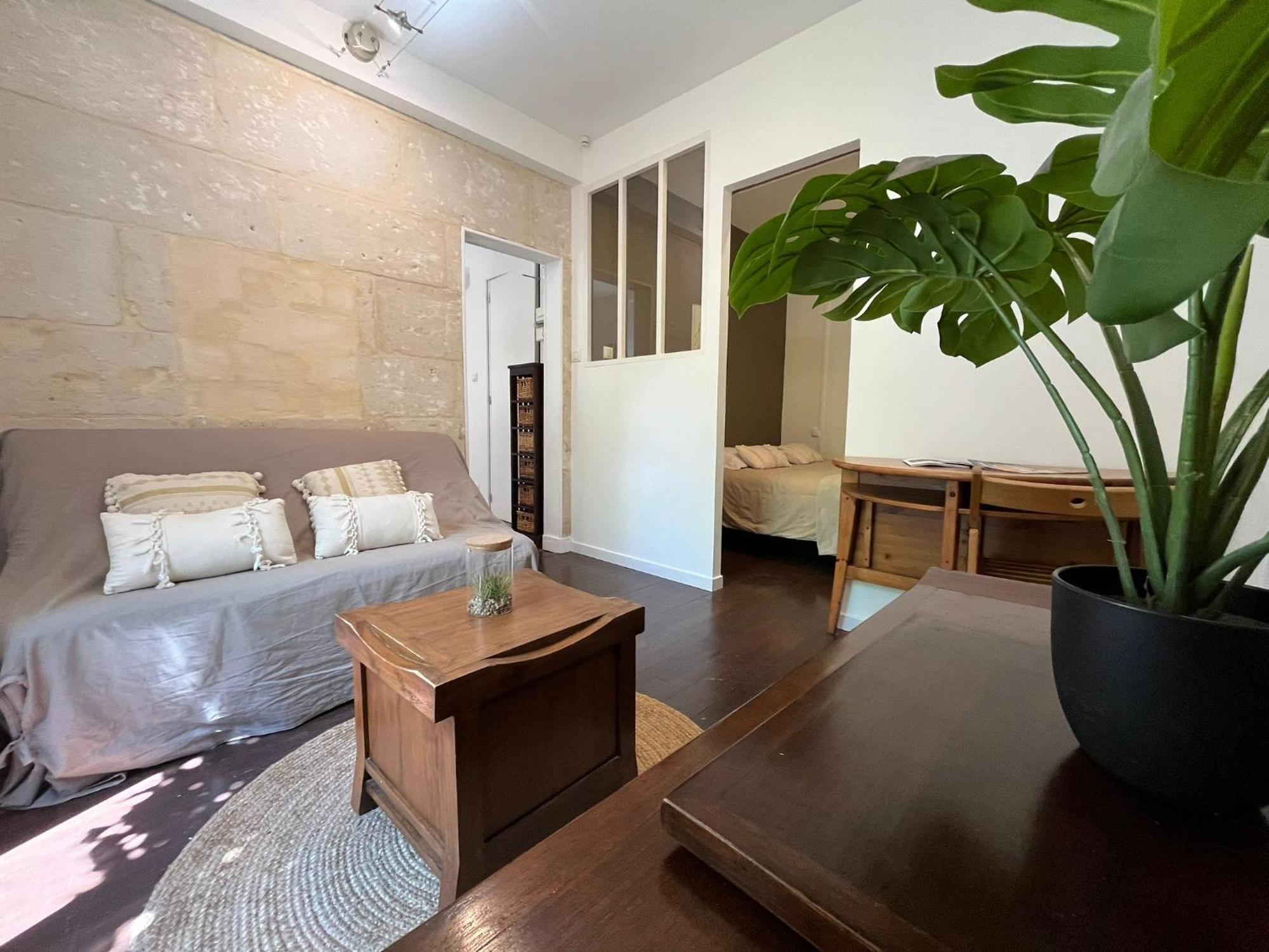 L'Escale Niortaise - Centre-Ville - 10Mn Gare - Wifi - Netflix المظهر الخارجي الصورة
